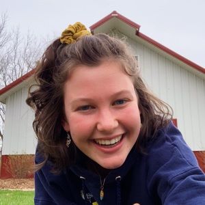 Meet your Posher, Louisa